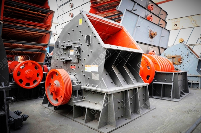 打碎石頭的機(jī)器